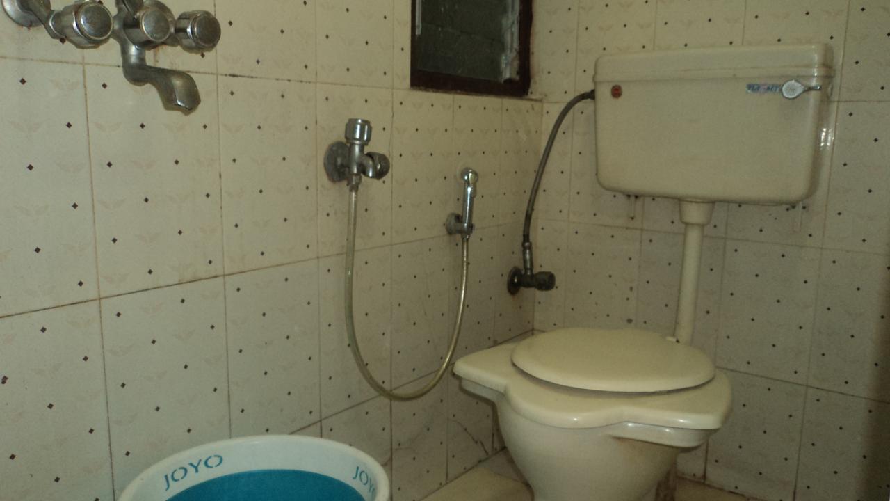 Benazeer Hotel Mumbai Ngoại thất bức ảnh